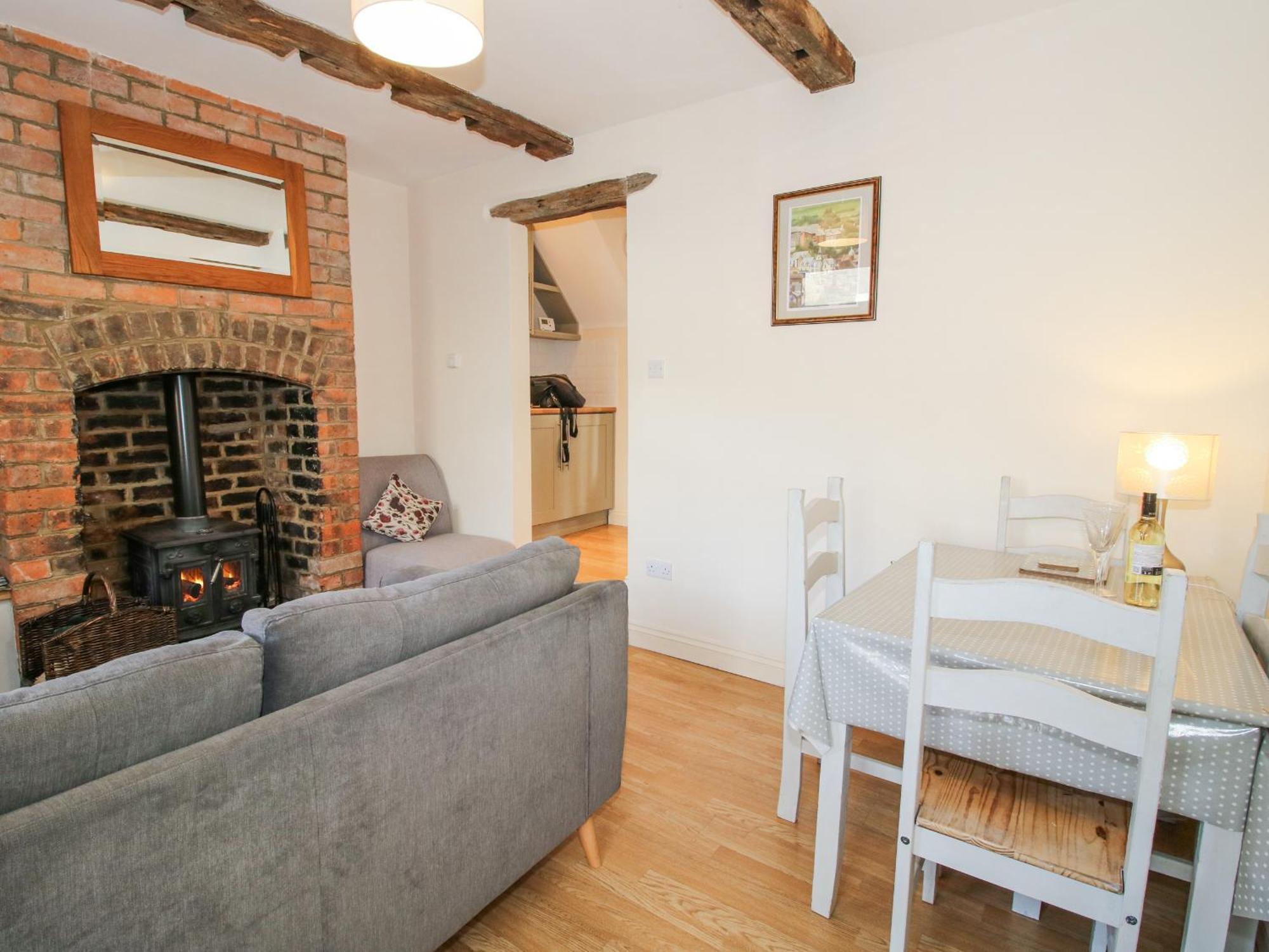 Pinner'S Cottage Knighton  Esterno foto